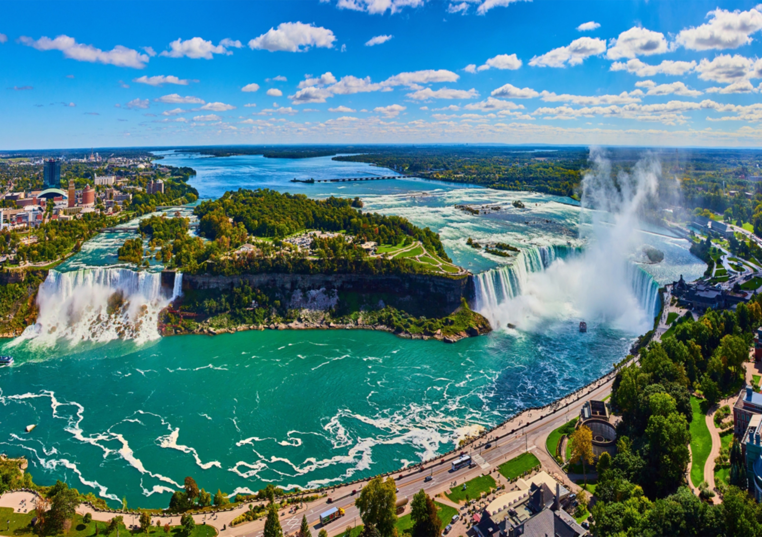 Onegodians From Niagra Falls, Canada 🇨🇦
